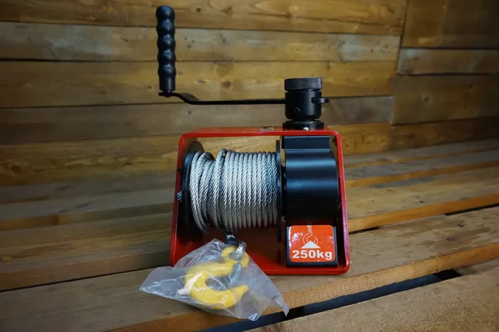 Купити Лебідка ручна черв`ячна GET Winch 250 кг