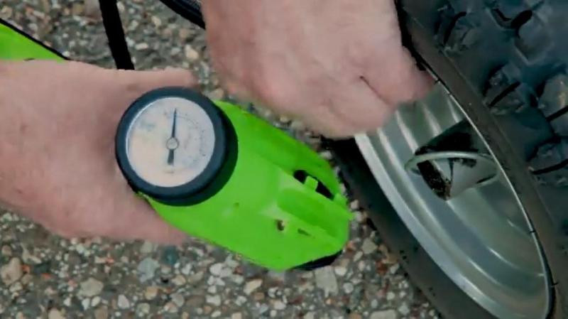 Купити Аккумуляторный насос-компрессор Zipper ZI-LPE20-AKKU