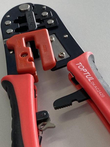 Купити Кліщі для обтиску і зачистки проводів (RJ11/RJ12/RJ45) трещоточные TOPTUL DKAC2420