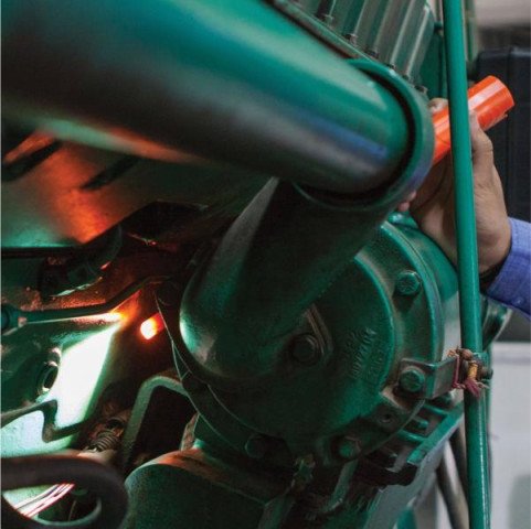 Купити Ліхтар акумуляторний для автосервісу з магнітом LED-370, 6W COB, 600 люмен