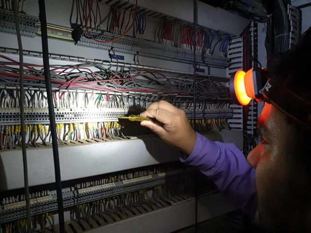 Купить Ліхтар налобний світлодіодний LED-230, 3W COB, 160 люмен