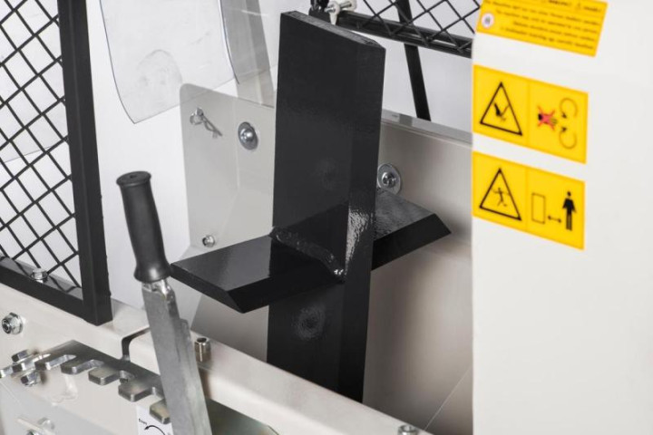 Купить Полуавтоматическая машина для резки и раскола дров Lumag SSA 500 GH-PRO