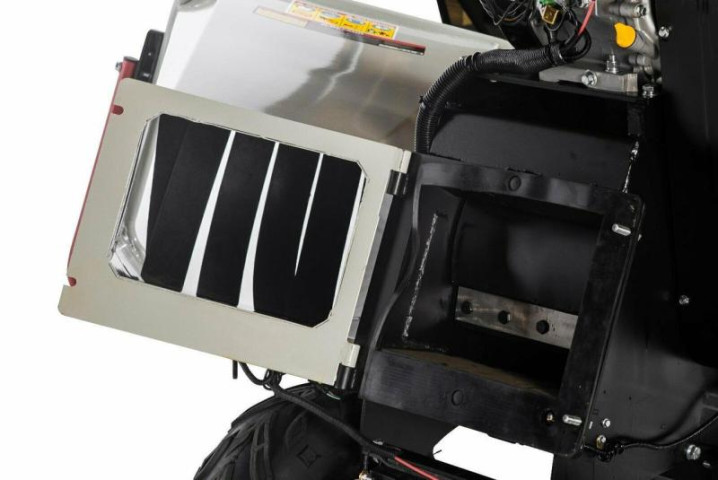 Купити Бензиновий подрібнювач RAMBO-HC15PRO з маятниковою віссю