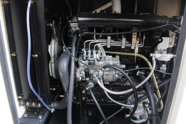 Купити Дизельный генератор UNIVERSAL UND-BD 44 KVA