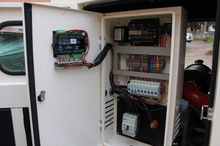 Купити Дизельный генератор 75 KVA PHS-YD-75