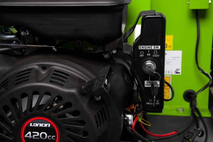 Купить Садовый измельчитель Zipper ZI-HAEK15000