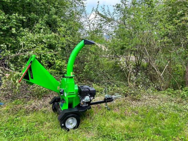 Купить Садовый измельчитель Zipper ZI-HAEK15000