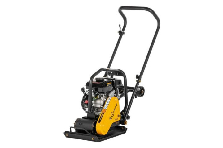 Купити Бензиновая виброплита Lumag VP60 (8,4 кН)