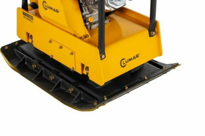 Купити Бензиновая реверсивная виброплита Lumag RP300HPCA (38кН)