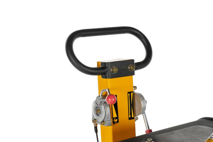 Купити Бензиновая реверсивная виброплита Lumag RP300HPCA (38кН)