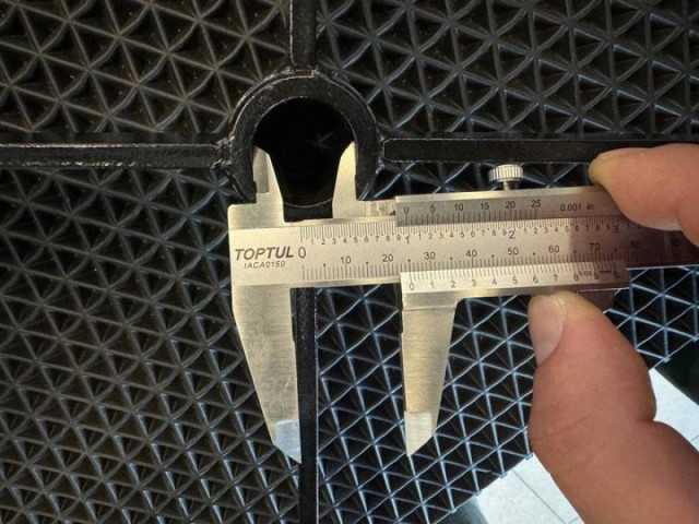 Купити Багатофункціональне сідло для трансмісійної стійки TORIN