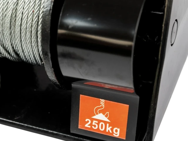 Купить Лебёдка ручная червячная GET Winch 250 кг