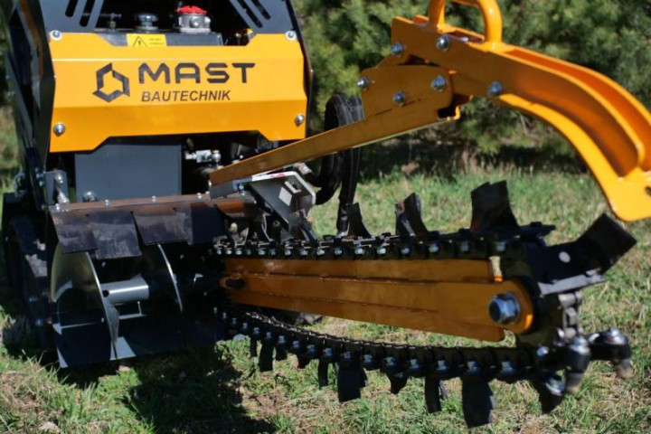 Купити Траншеекопатель MAST Bautechnik MT-TR-100PRO