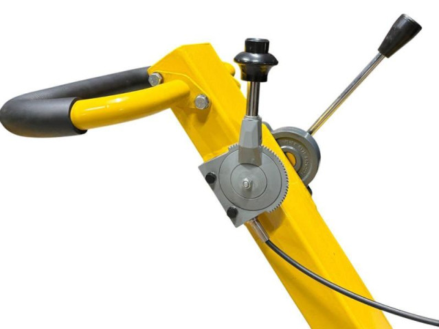 Купити Бензиновая виброплита MAST Bautechnik  MT-RVP160