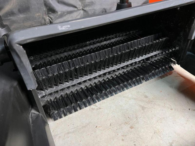 Купить Ручная подметальная машина MAST Gartentechnik MT- HS80