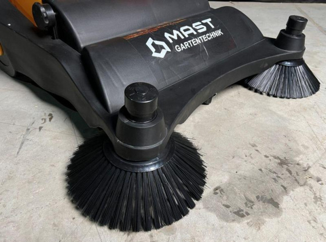 Купить Ручная подметальная машина MAST Gartentechnik MT- HS80