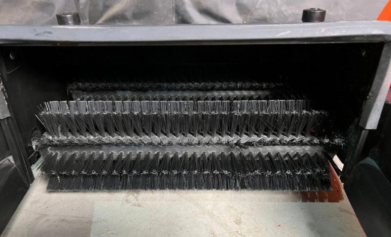 Купить Ручная подметальная машина MAST Gartentechnik MT- HS80