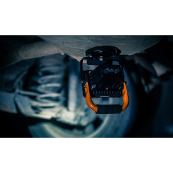 Купити Прожектор на магніті акумуляторний переносний LED-650, 9W LED, 500 люмен