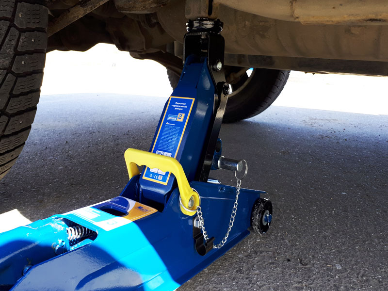 Вартість підкатного домкрата Купити домкрат підкатний