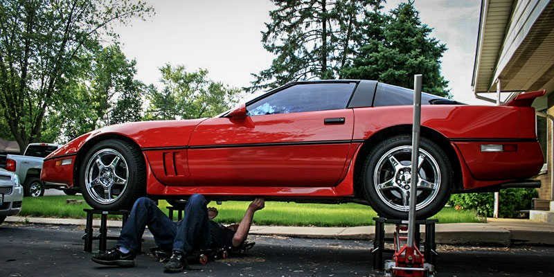 Як вибрати підкатний домкрат Домкрат підкатний відгуки