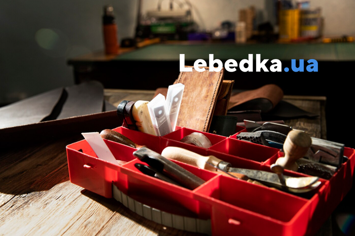 Какой инструмент лучше подарить на Новый Год? Гайд, как выбрать идеальный инструмент в подарок