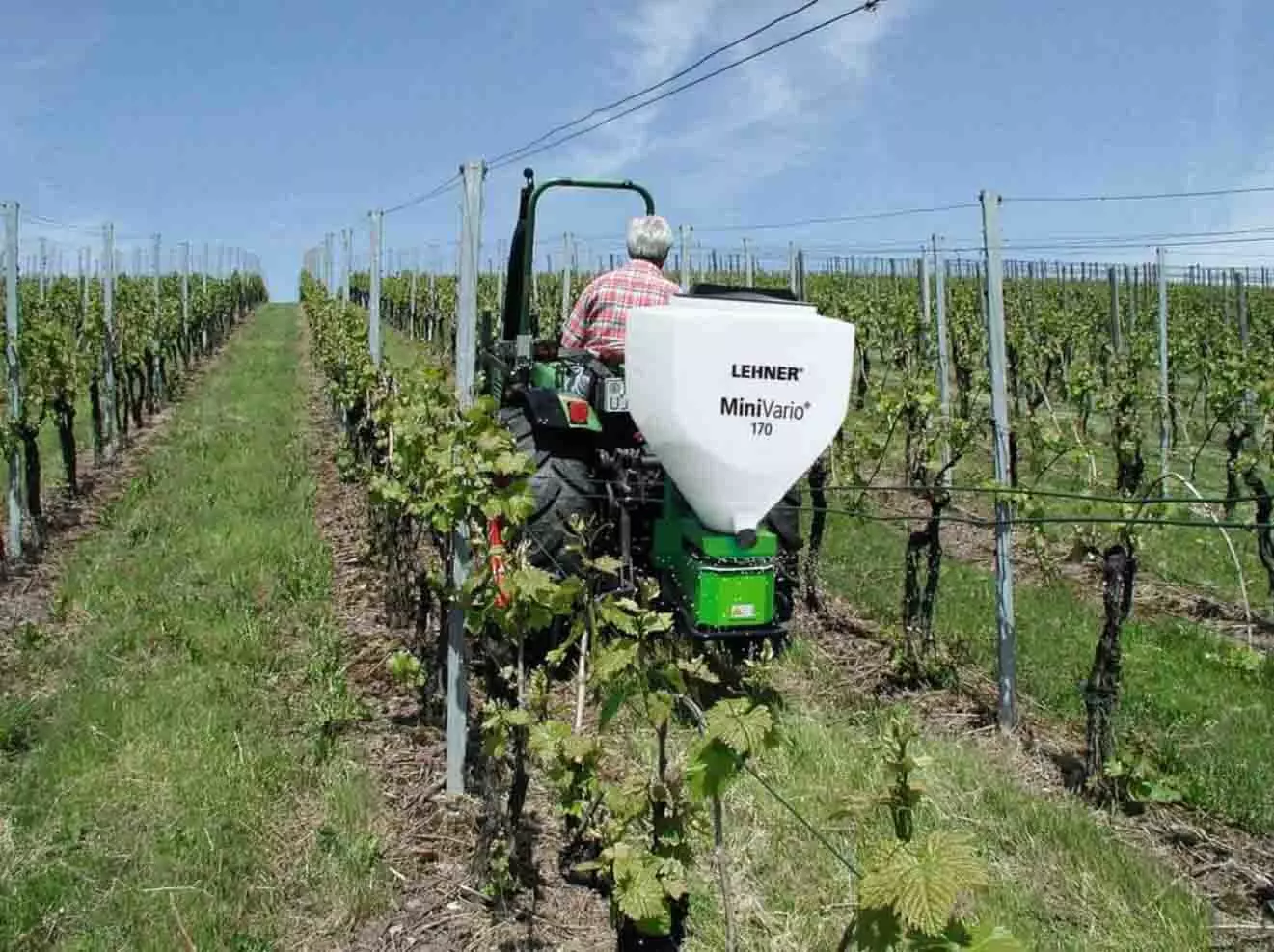 Розкидач LEHNER MiniVario Купити розкидувач мінеральних добрив LEHNER ціна в Україні