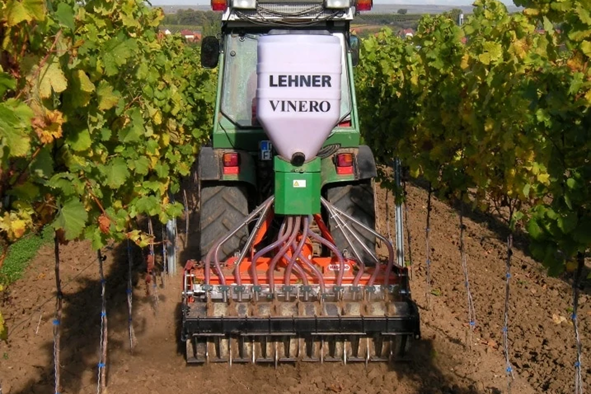 Разбрасыватель удобрений от Lehner Купить разбрасыватель удобрений от Lehner