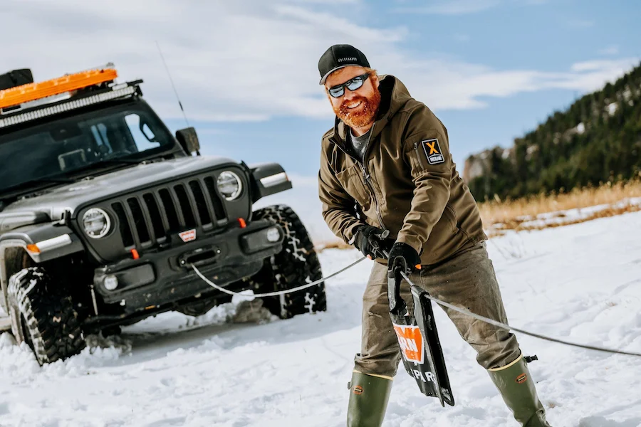 Лебідка з автоматичним гальмом